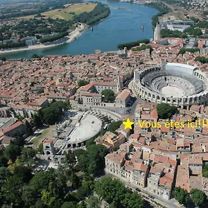 Le Nid Des Arenes Appartement