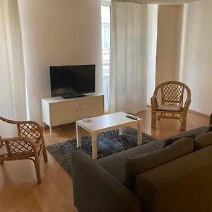 https://ravissant-appartement-t3-hypercentre-de-mazamet.midi-pyreneeshotels.com